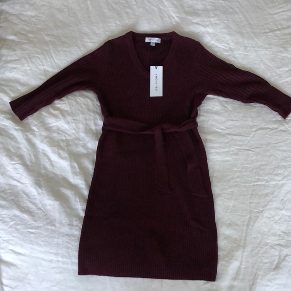 AMOUR VERT Mila Sweater Dress - Picture 4 of 7